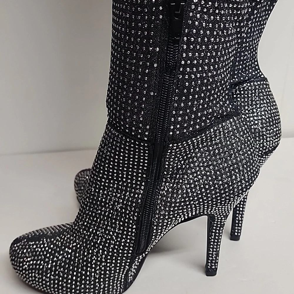 Andiamo black & silver boots 5